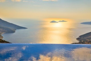 Villa Maysa – Unique View and Luxury Accommodation in Kalkan Kördere