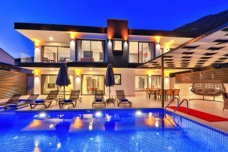 Villa Bliss - Elegant and Peaceful Stay in Kalkan Kızıltaş